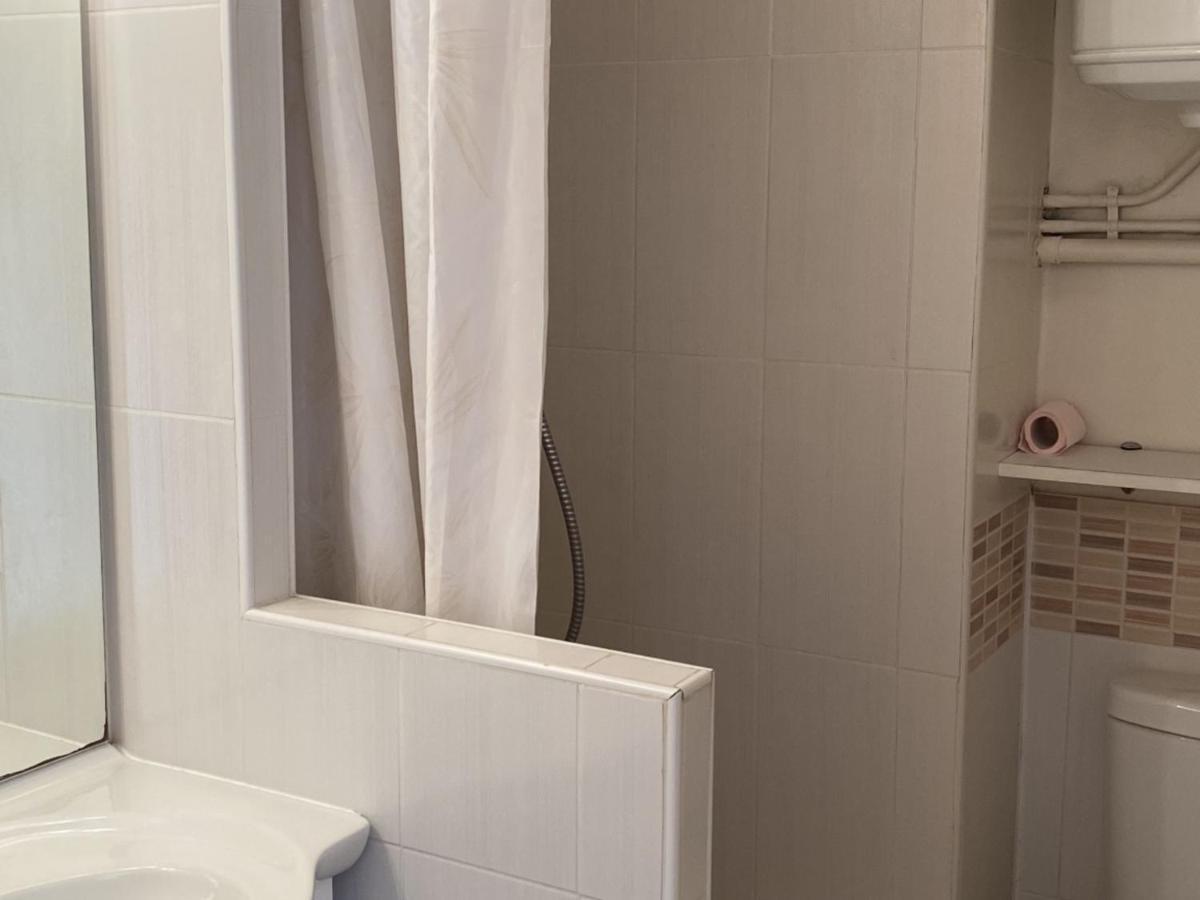 Cabourg : Studio Rez-De-Jardin Proche Plage, Animaux Acceptes, Tv, Wi-Fi Optionnel - Fr-1-487-331 Exterior photo